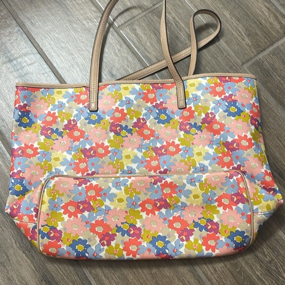 Floral coach tote - Picture 3 of 10